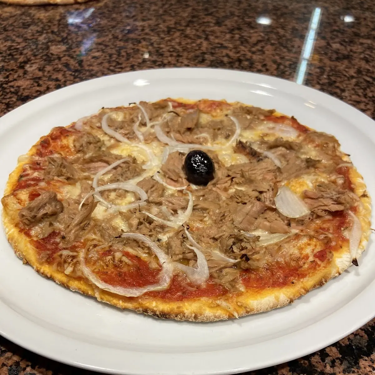 Pizza Al Tonno