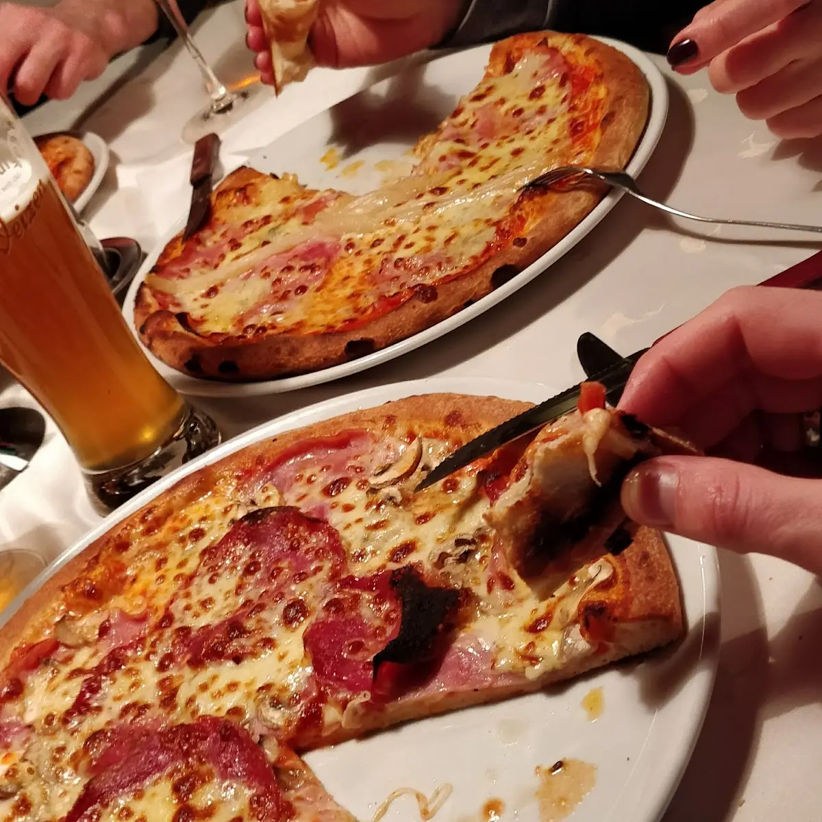 Salami Pizza