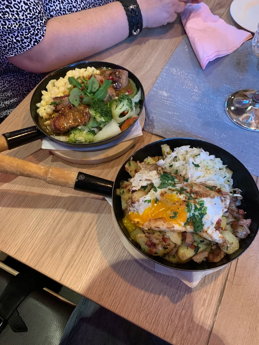 Tirolergröstel Und Joe S Hauspfanne