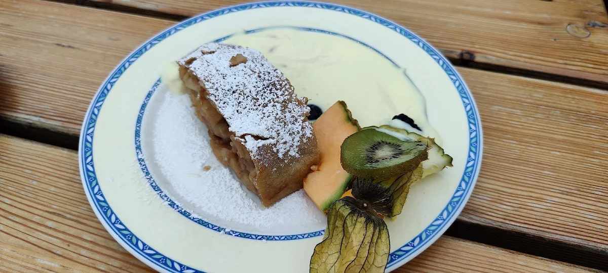 Apfelstrudel Mit Vanillesausse