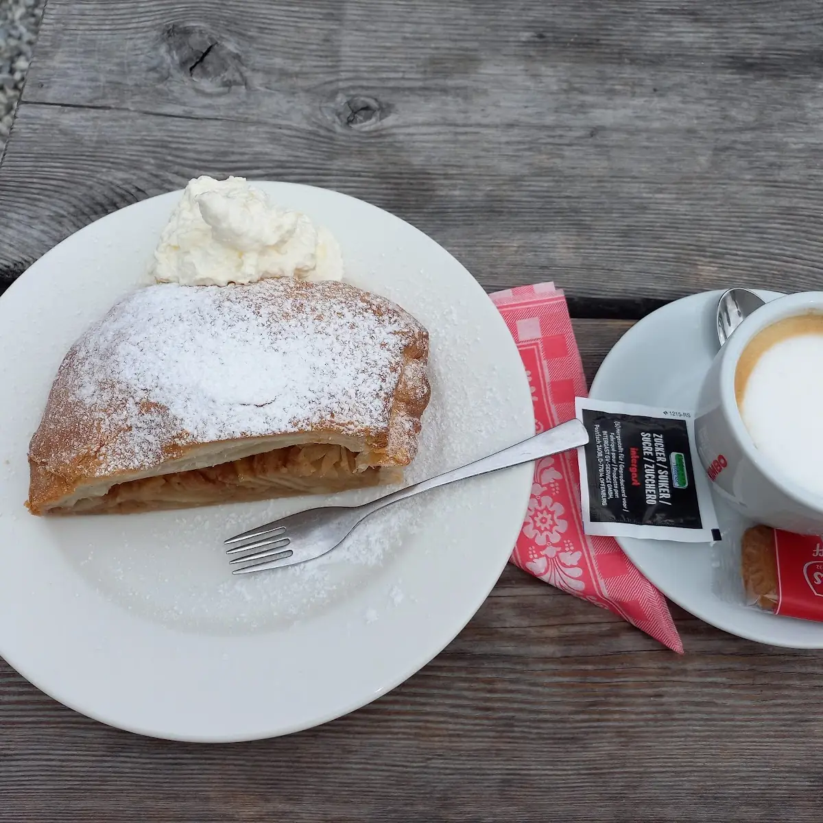 Apfelstrudel