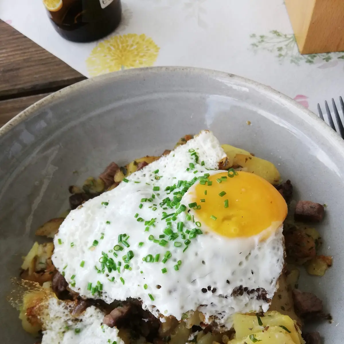 Bratkartoffeln Mit Spiegelei
