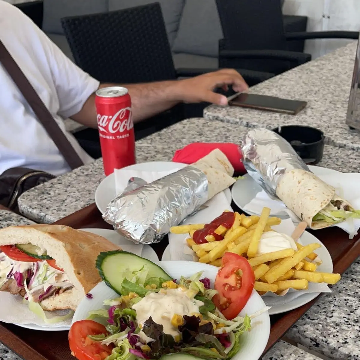 ساندوتشات حباب شورما ودونر كبابا شورما