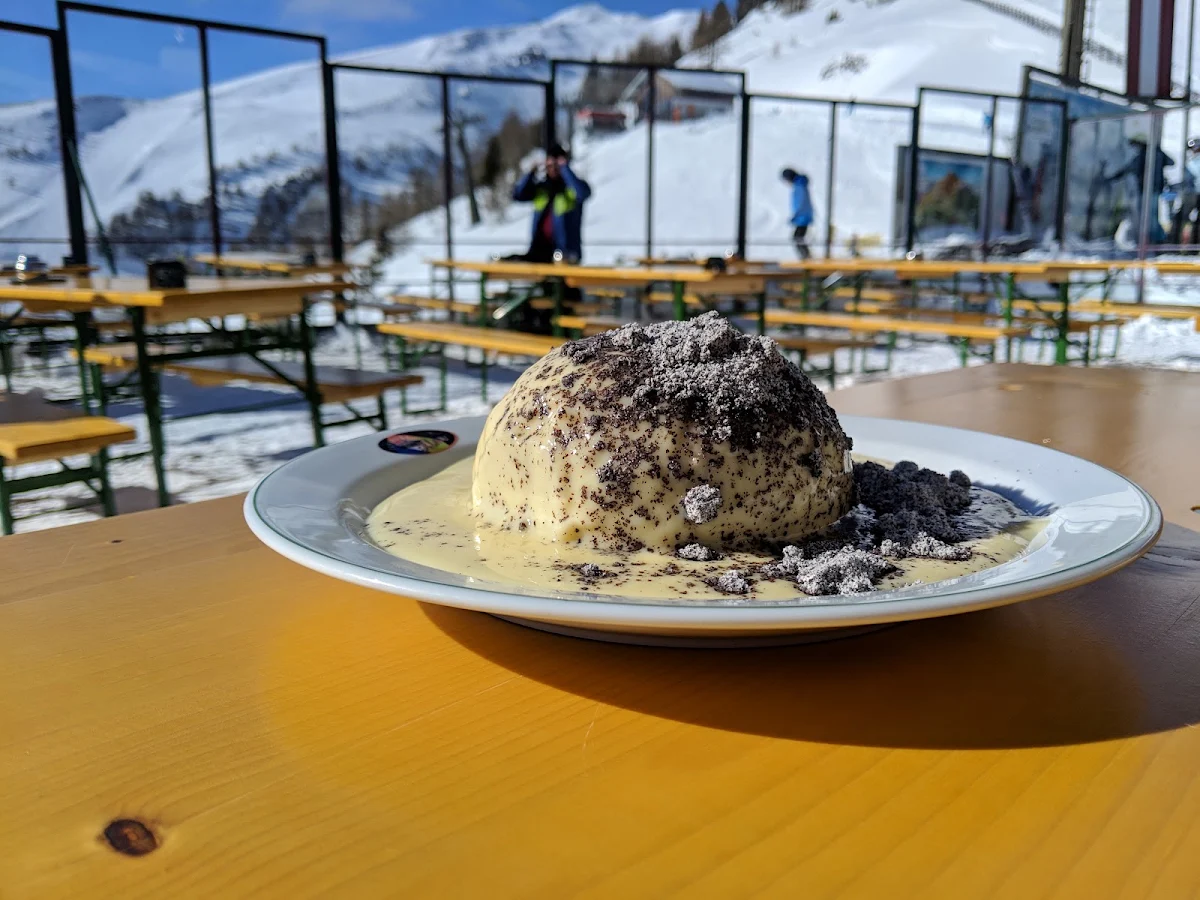 Germknödel With Vanilla Sauce