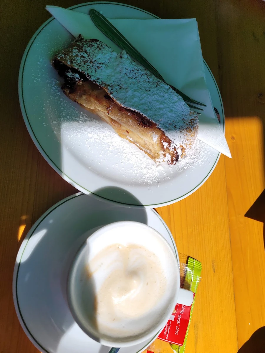 Topfenstrudel