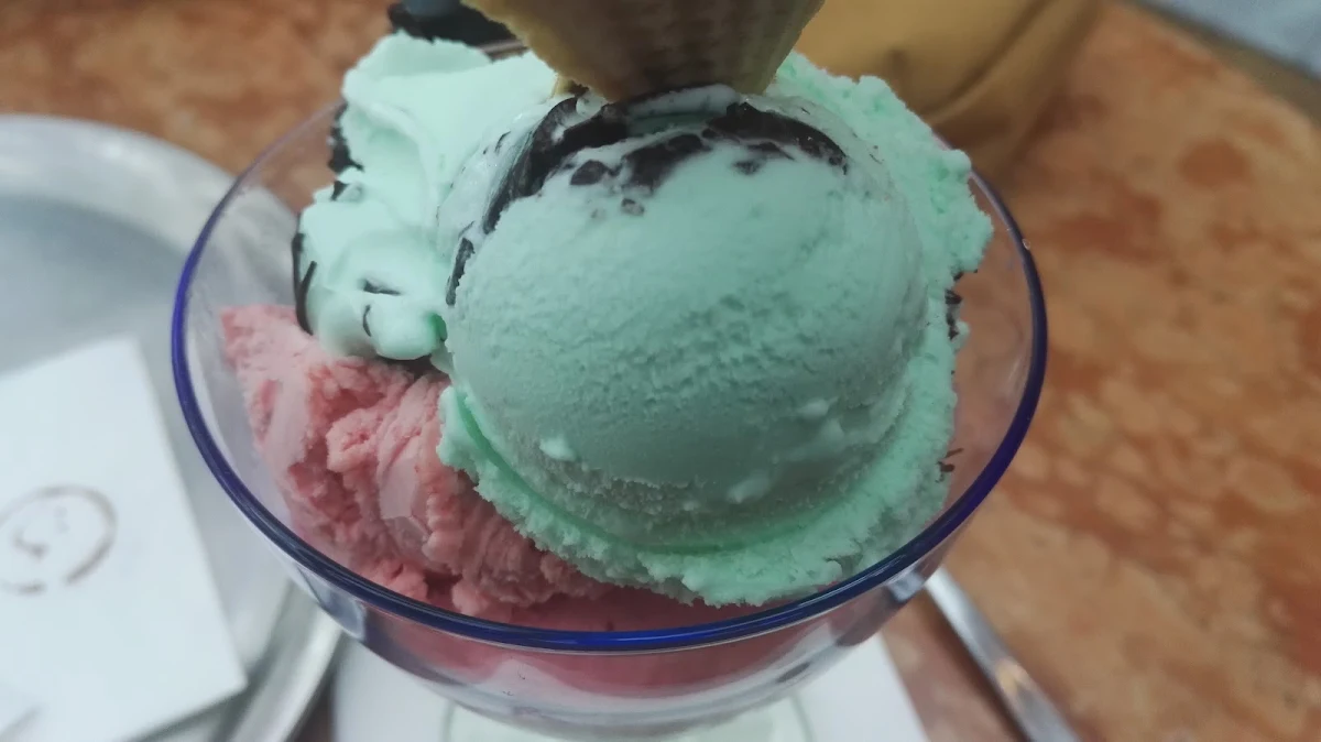 Gemischtes Eis