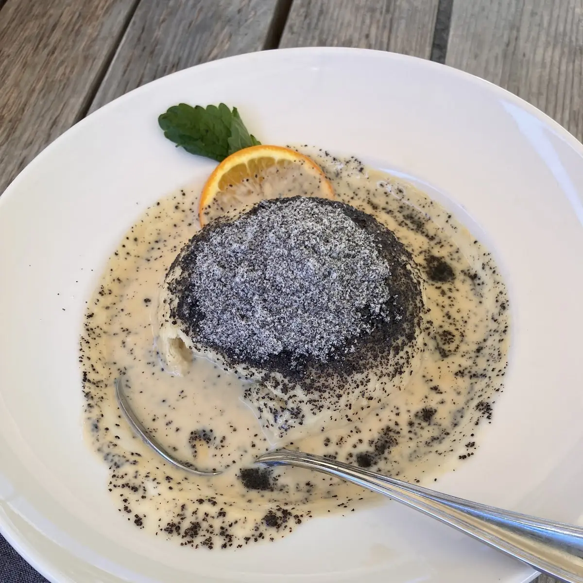 Germknödel Serviert Mit Mohn