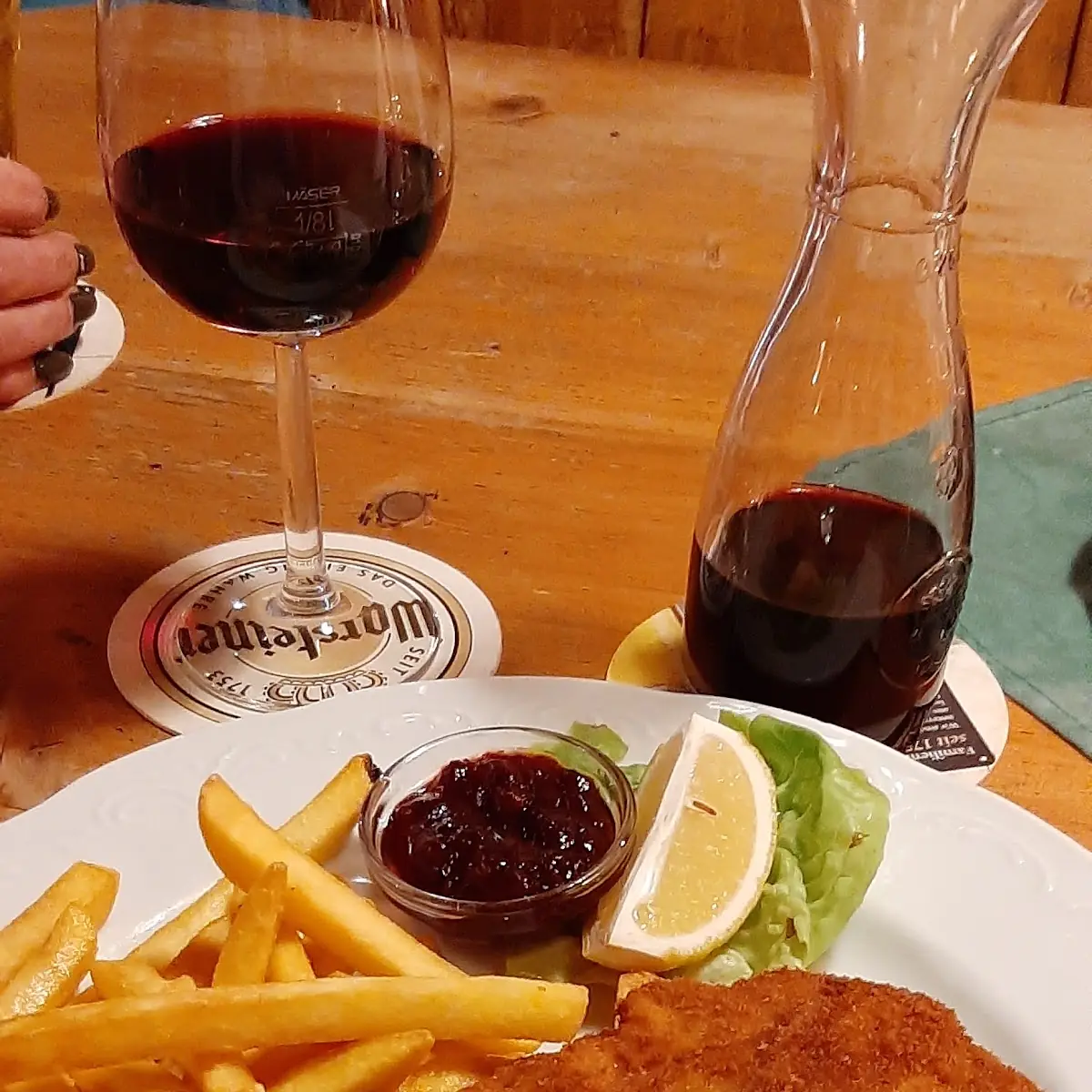 Schnitzel Und Pommes