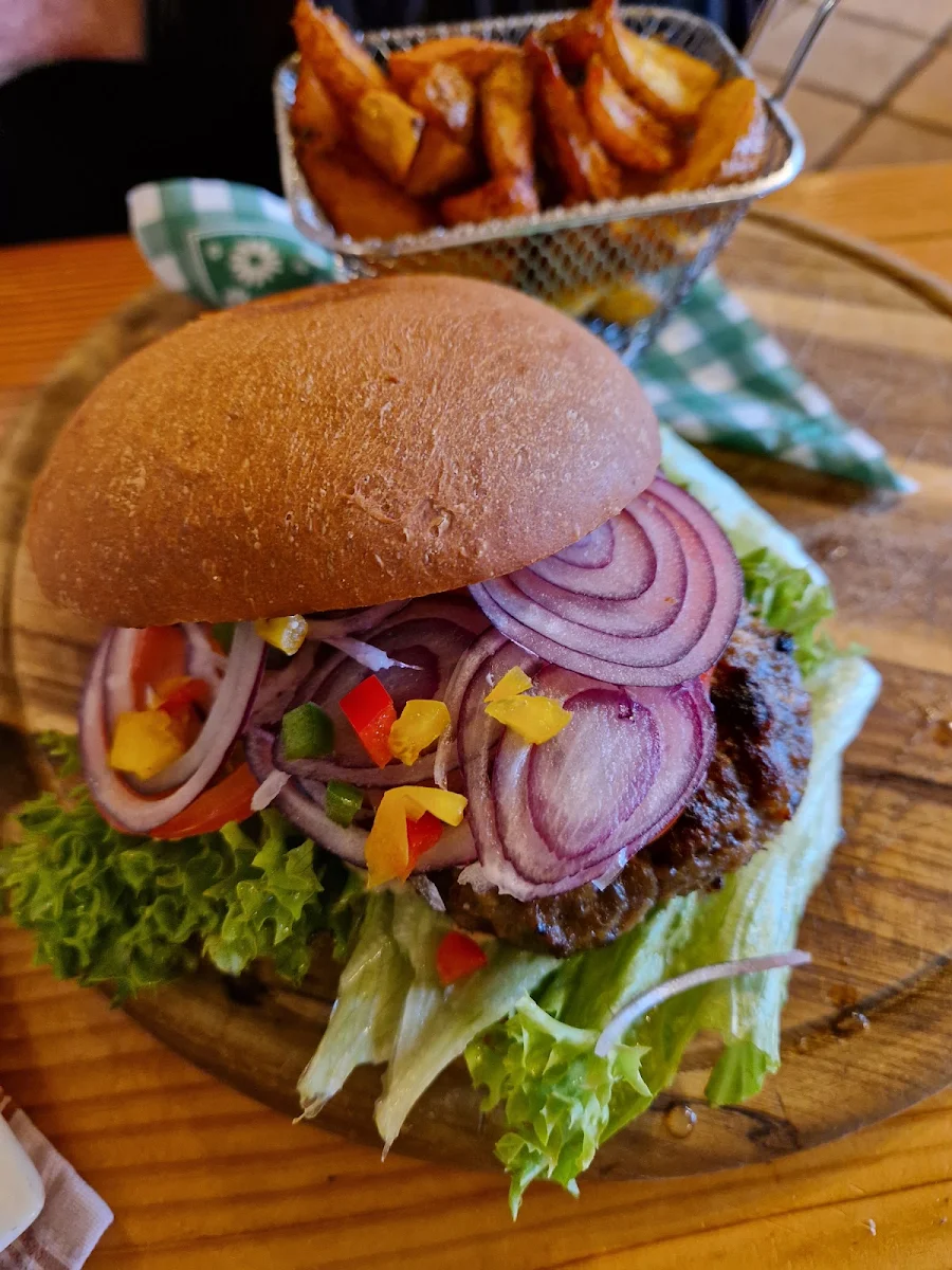 Burger Mit Pommes