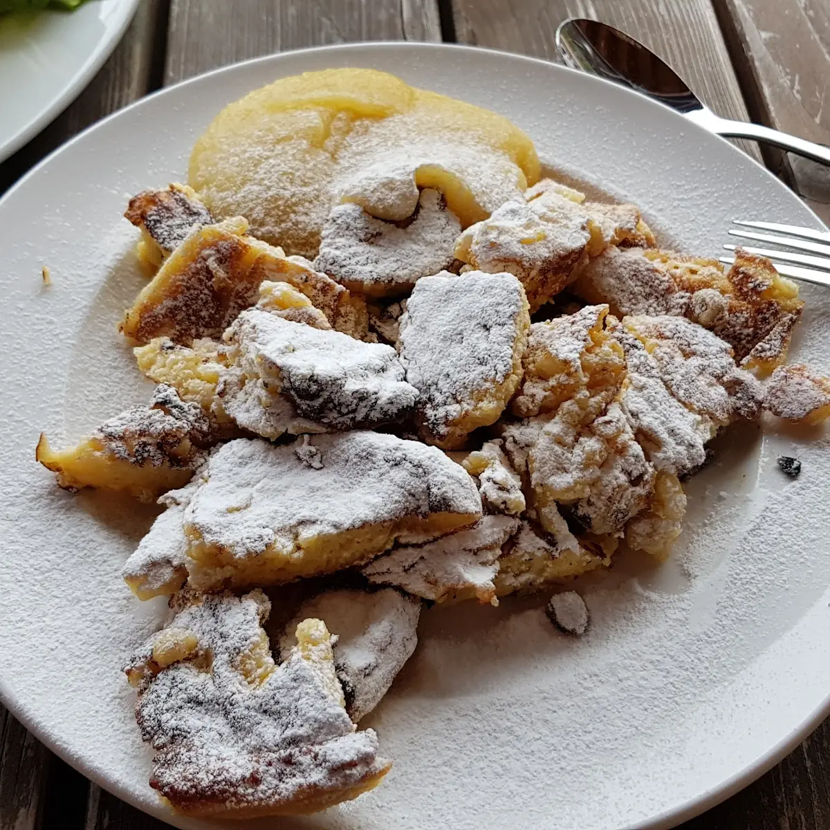 Kaiserschmarrn Mit Rosinen