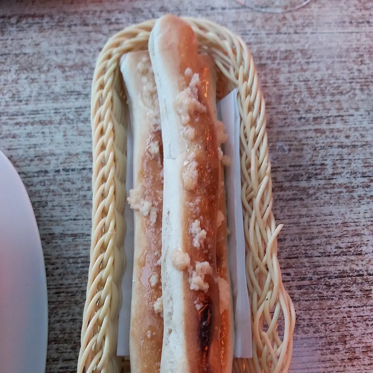 Ofenfrisches Pizzabrot