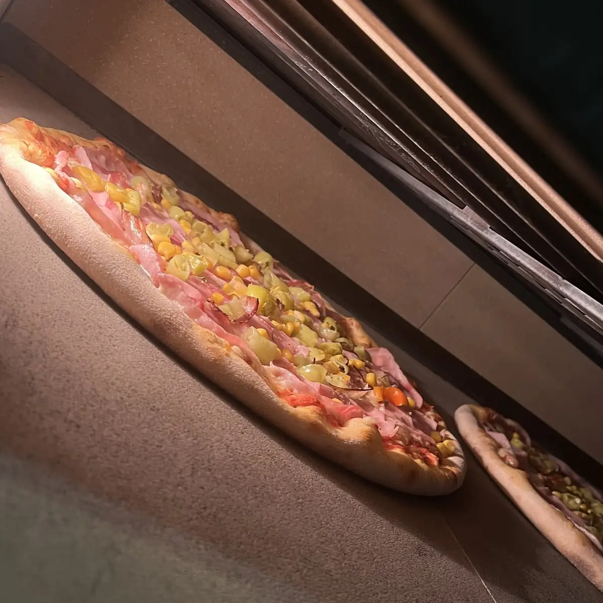 Highlights, Kebap & Pizza Haus TIGRIS