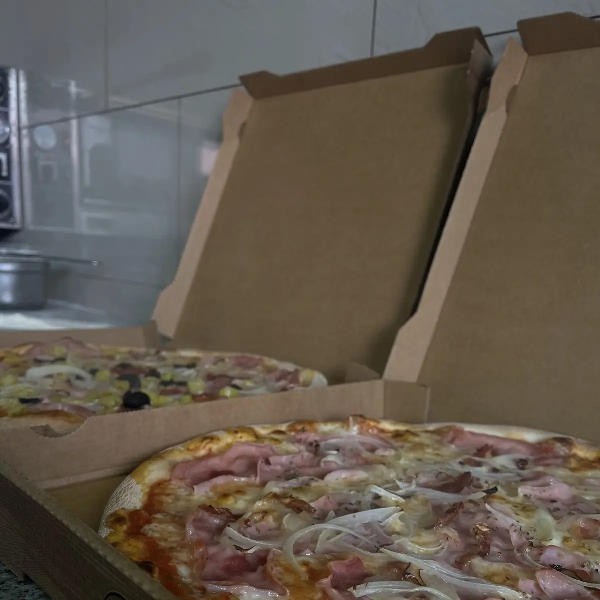 Highlights, Kebap & Pizza Haus TIGRIS