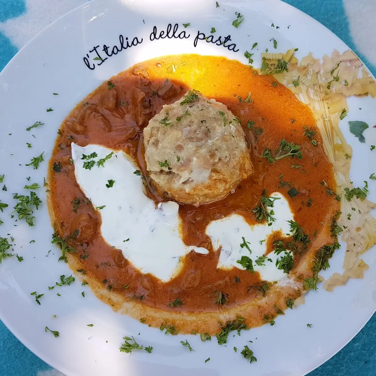 Eierschwammerl Gulasch Mit Semmelknödel