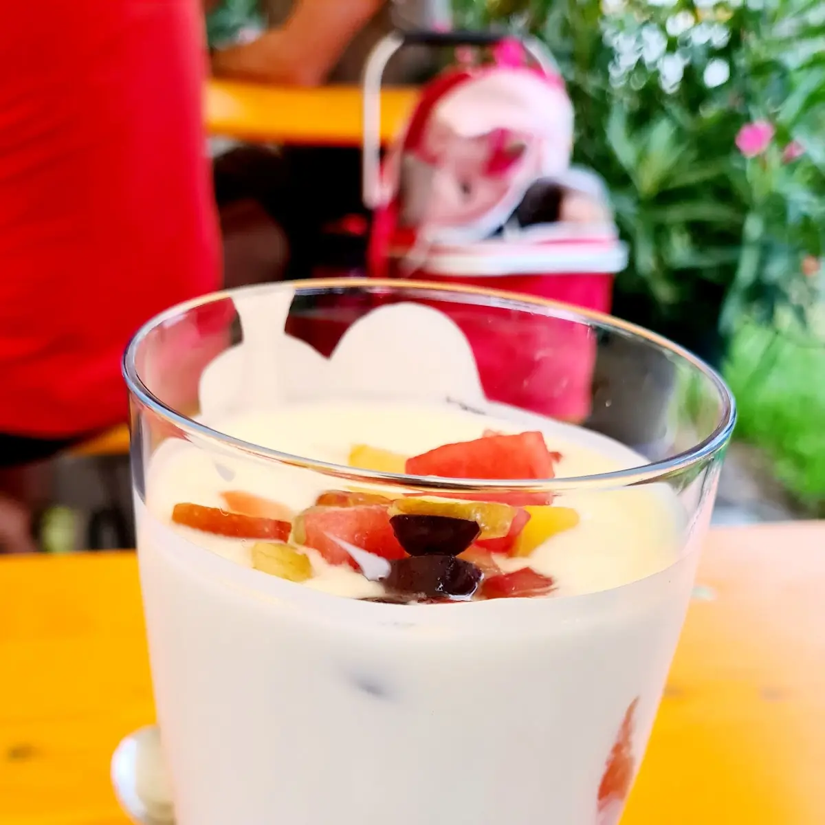 Frische Früchte In Joghurt