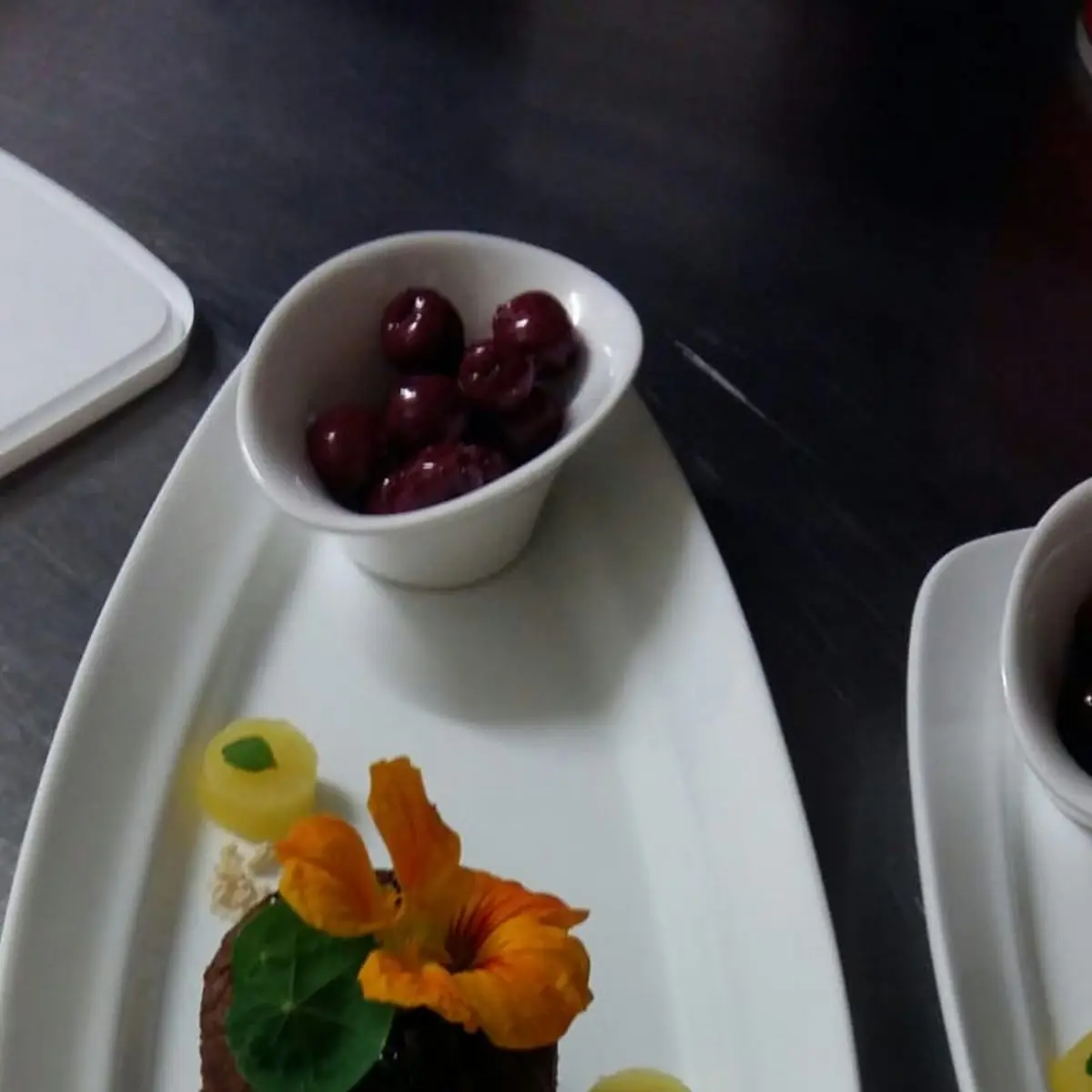 Lavakuchen Mit Sorbet