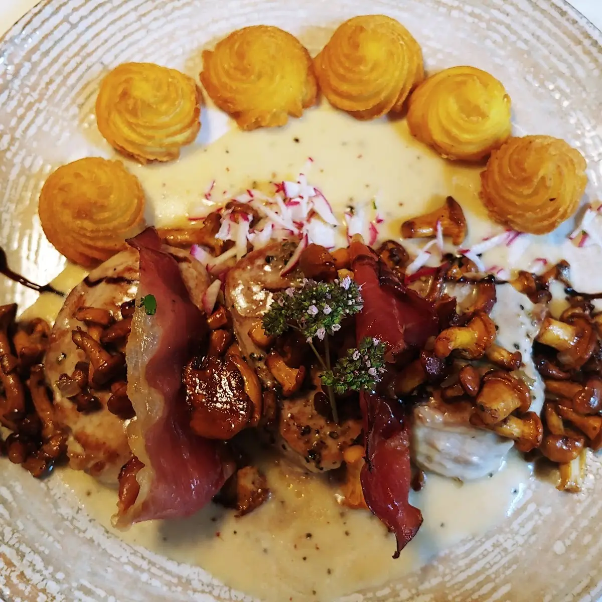 Schweinefilet Gebraten An Eierschwammerl