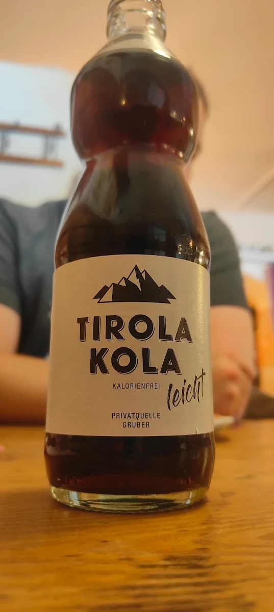 Cola