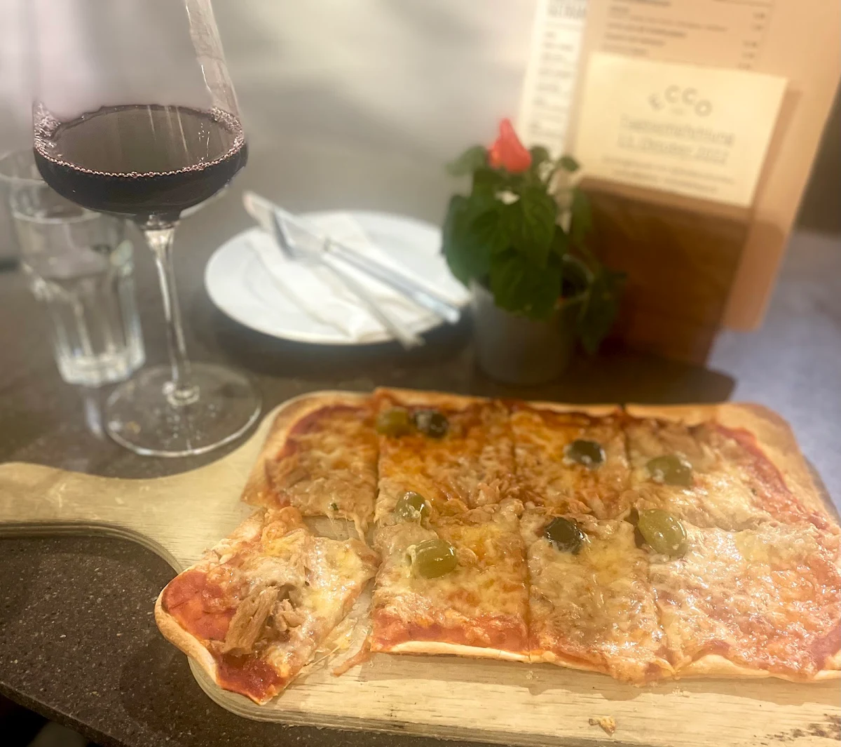 Flammkuchen Mit Thunfisch
