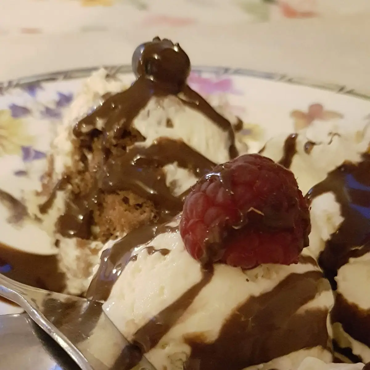 Schwarzwälder Kirsch Mit Vanilleeis