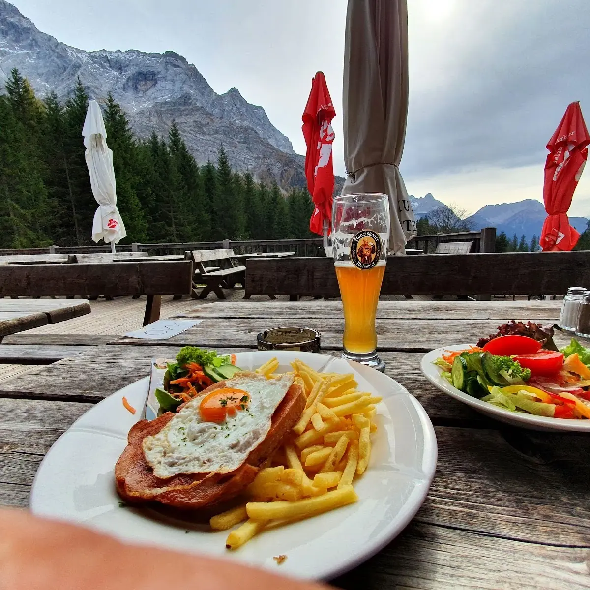 Leberkäse Mit Spiegelei
