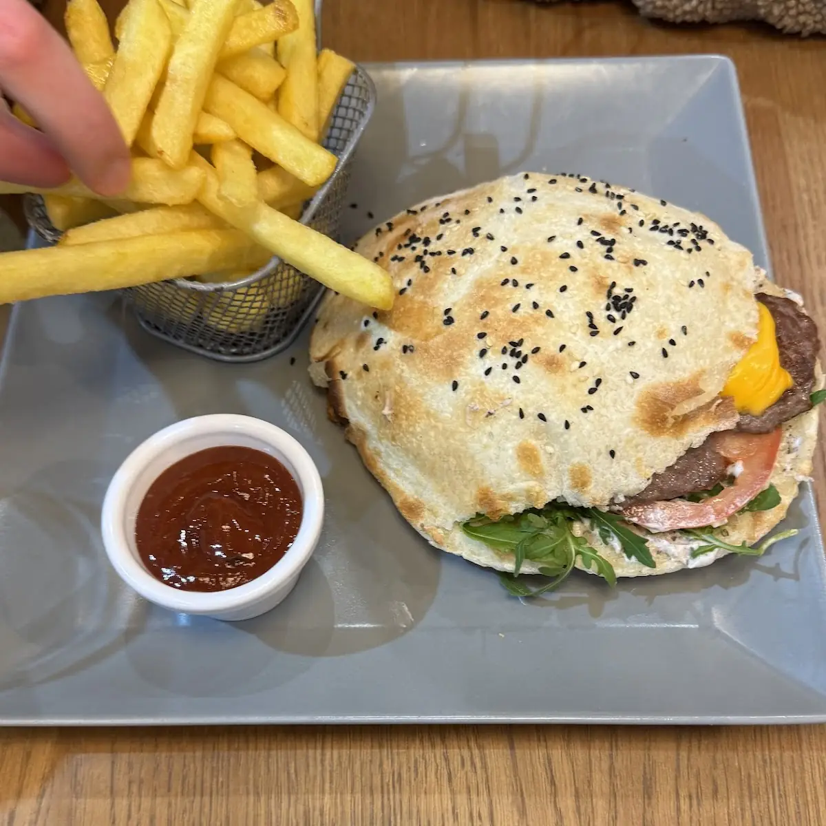 Metropolitan Burger