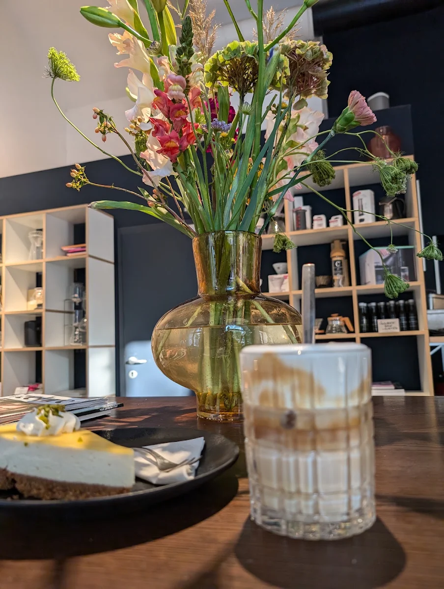 Iced Flat White