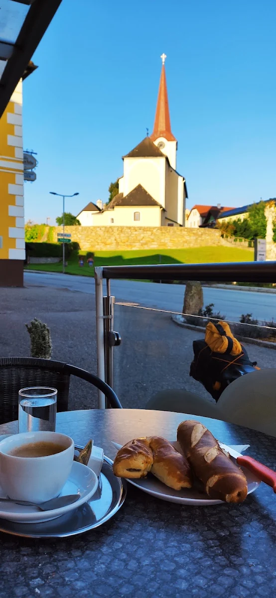 Nusskipferl