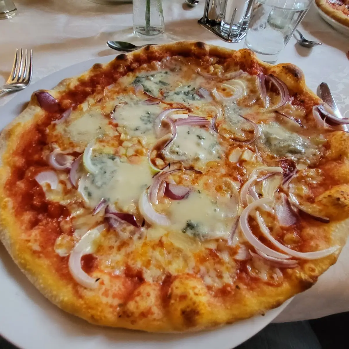 Pizza Quattro