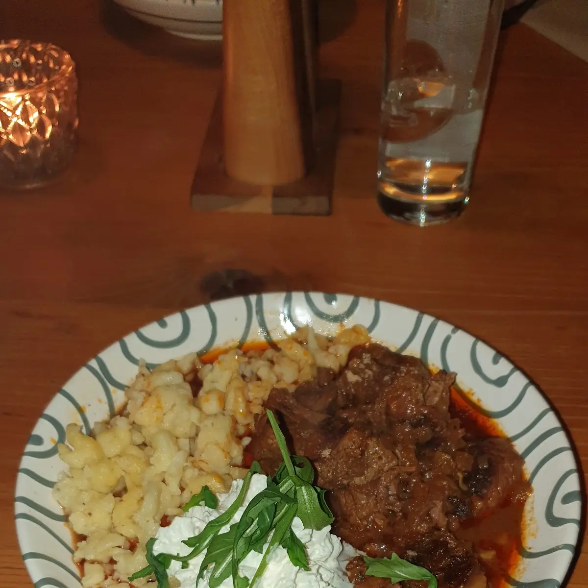 Gulasch Mit Spätzle