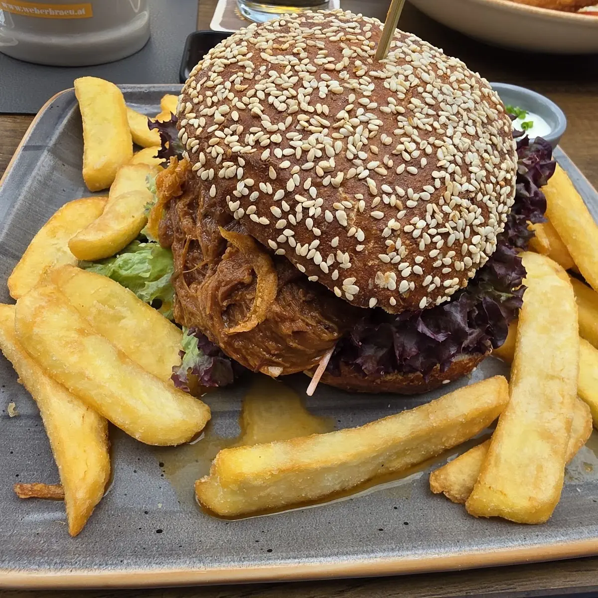 Pulled Pork Burger