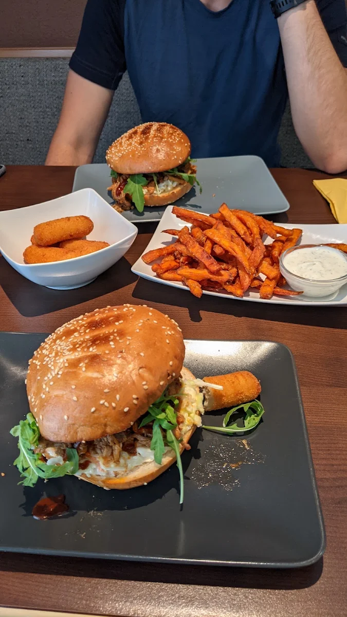 Pulled Pork Burger