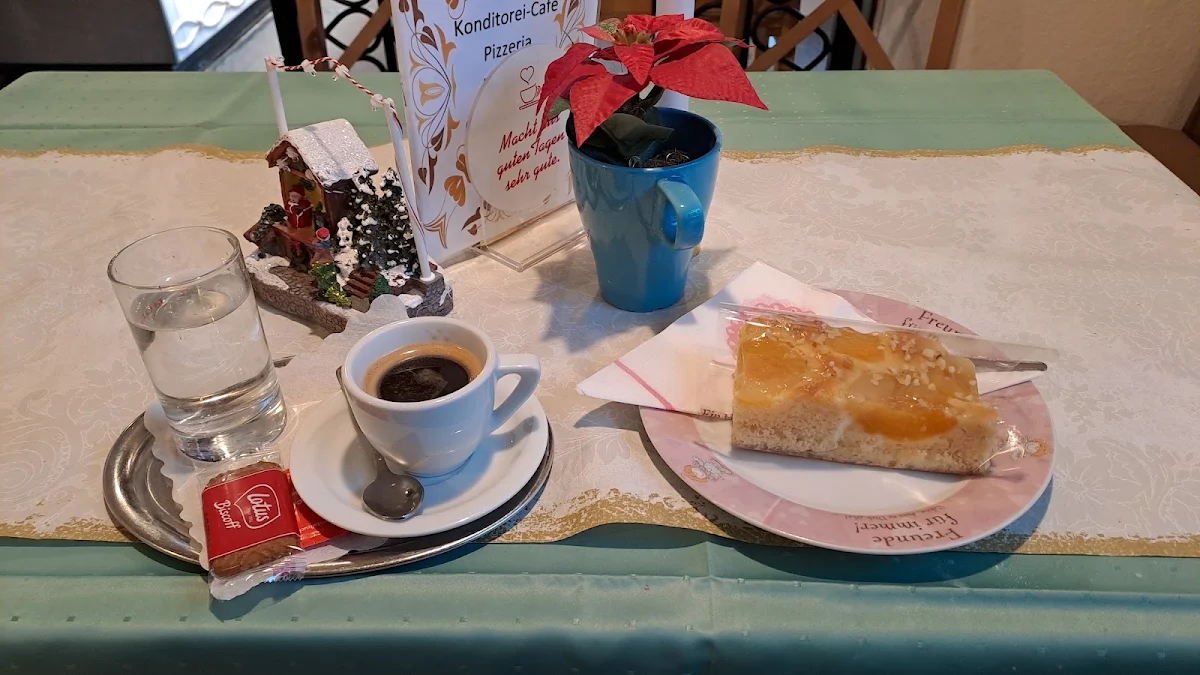 Marillenkuchen With Black Coffee Small