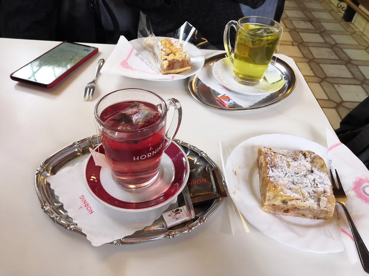 Tee Und Kuchen