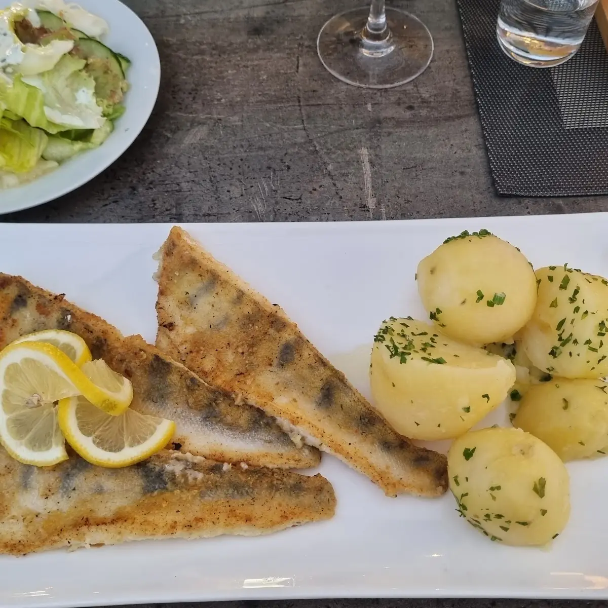 Scholle Gebacken Mit Petersilienkartoffeln