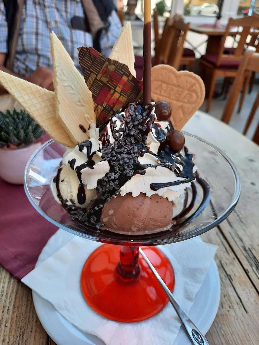 Schokobecher