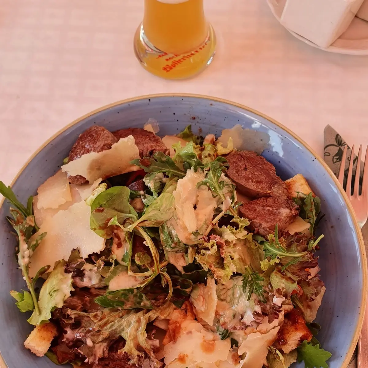 Gemischter Salat Mit Rinderstreifen