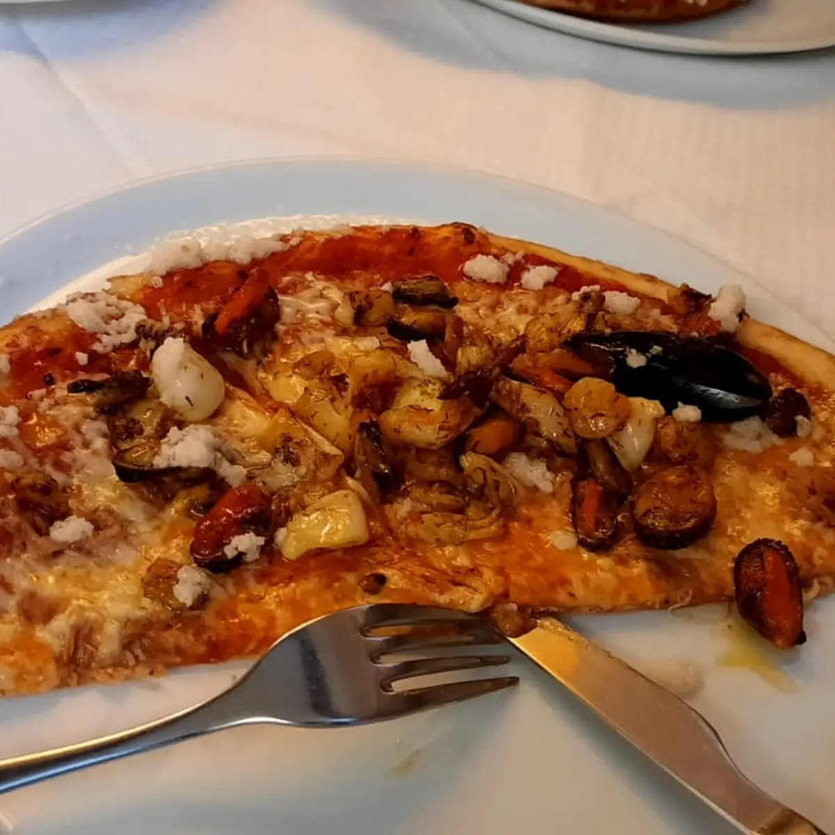 Pizza Pescatore, Das Pizz