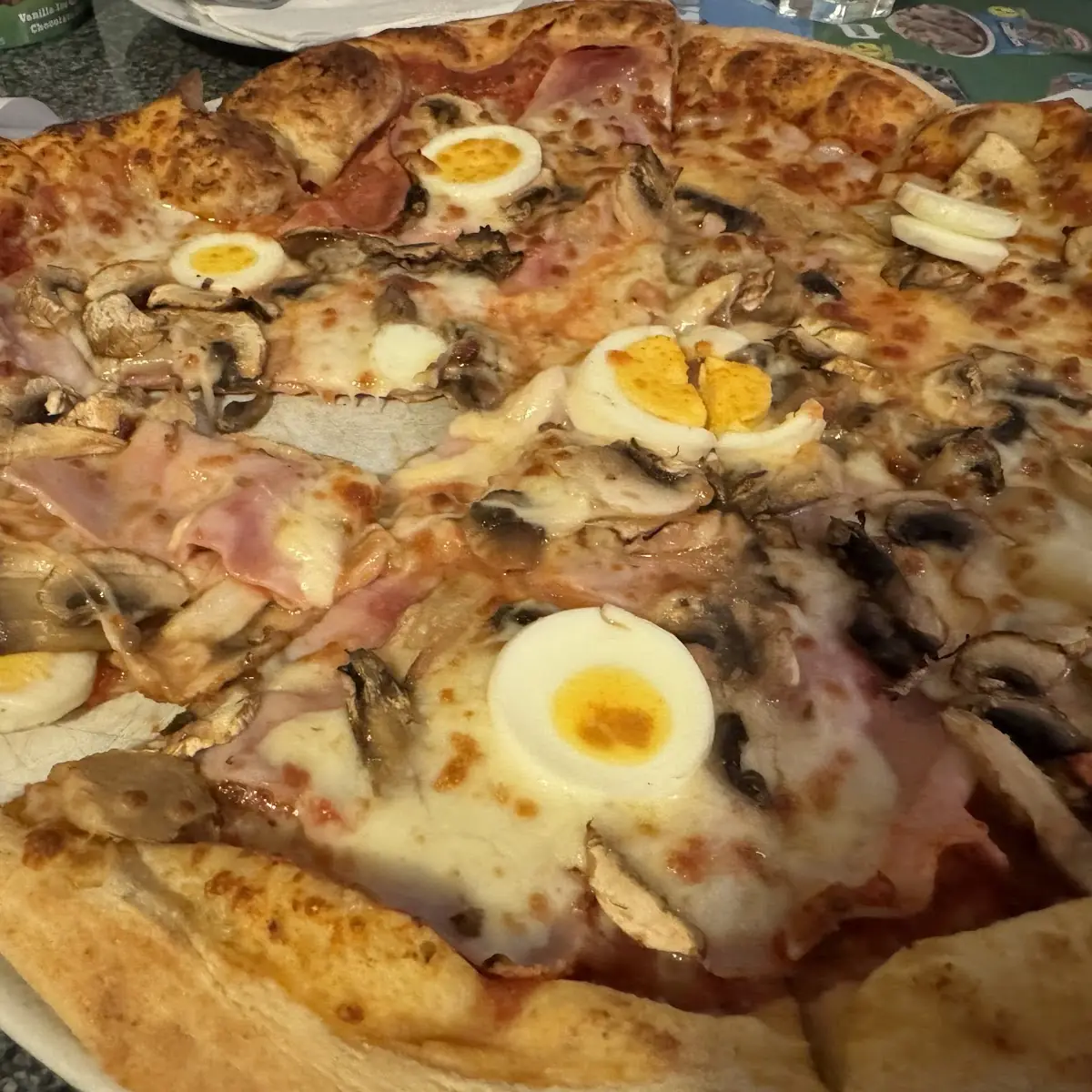 Ei Pizza