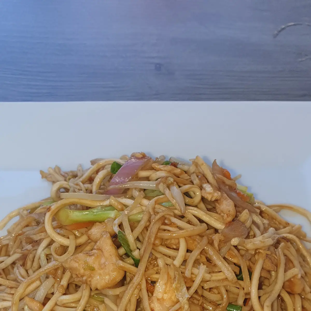 Gebratene Nudeln Mit Huhn