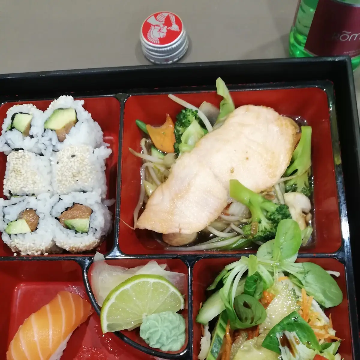 Ilufa Bento, NOVOILUFA Sushi & Wok