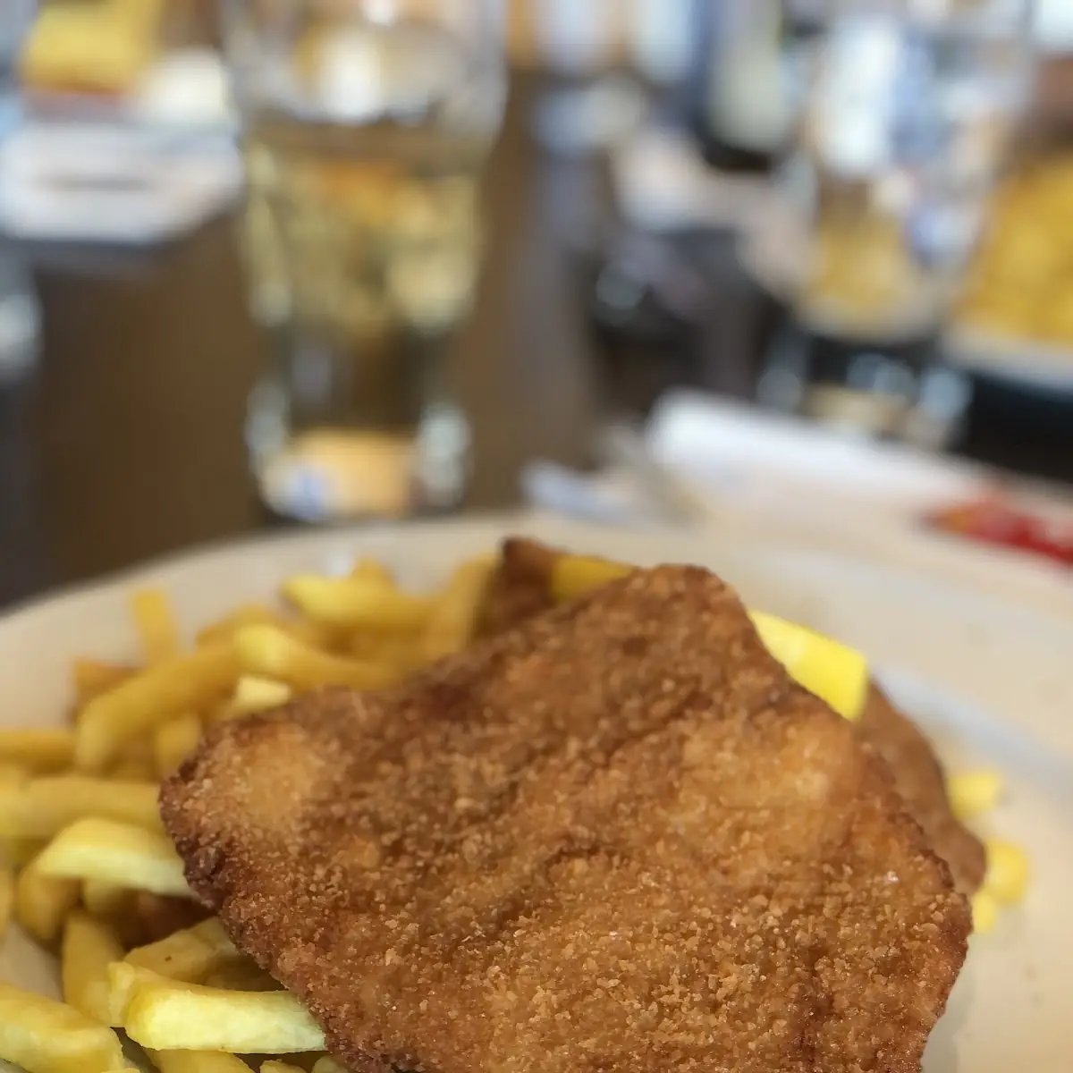Schnitzel Mit Pommes