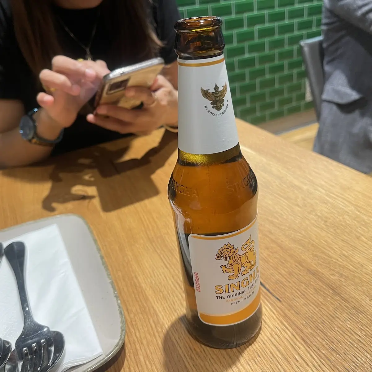 Singha Bier Glasflasche 0 33l