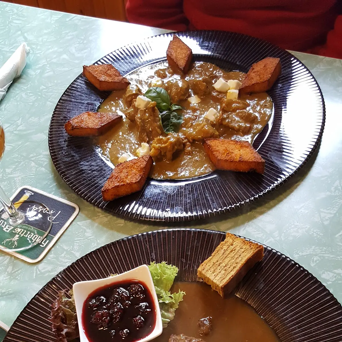 Hirsch Und Lammragout