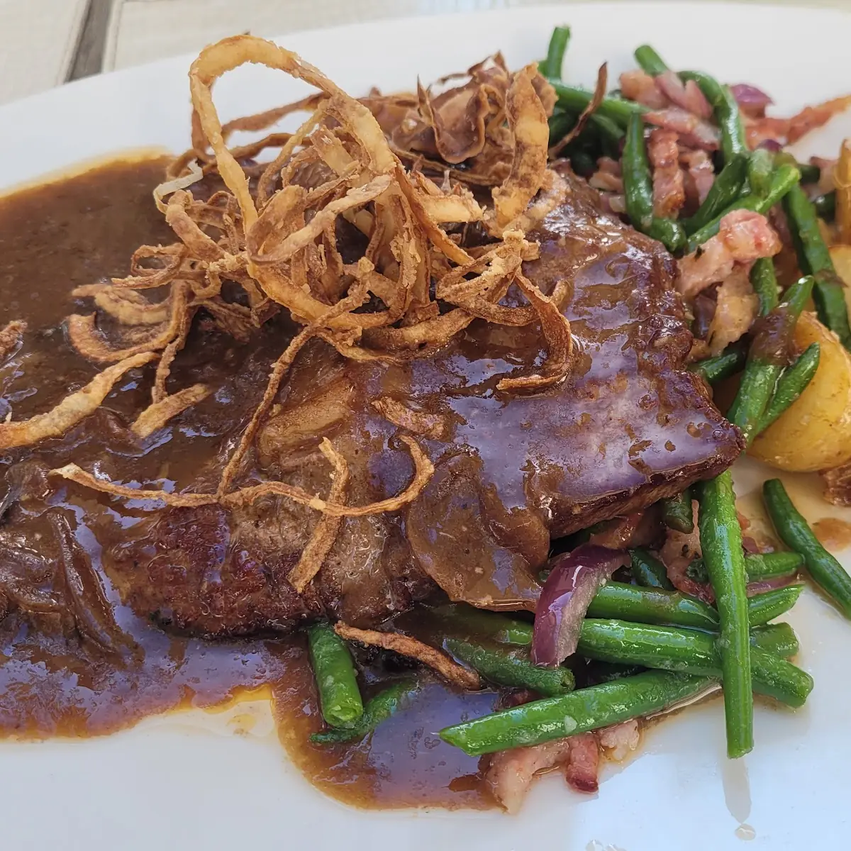 Zwiebelrostbraten, Hotel und Wirt Wallner