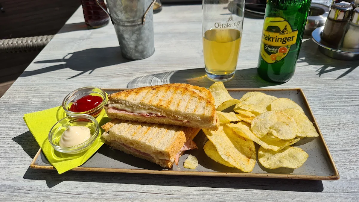 Schinken-käsetoast
