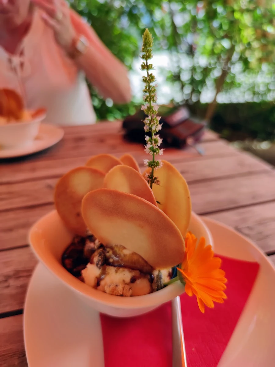 Vanilleeis Mit Kürbiskernöl
