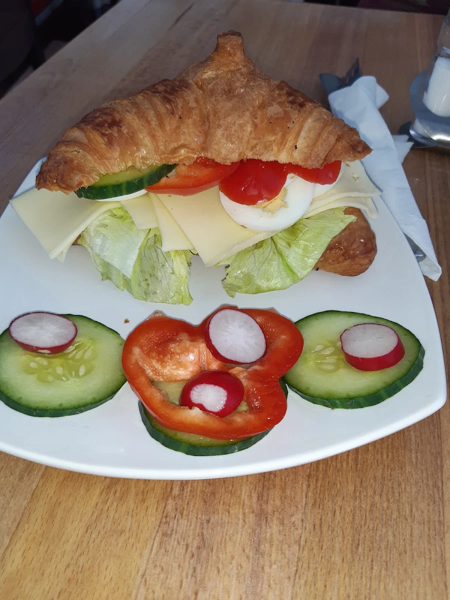 Gefülltes Croissant
