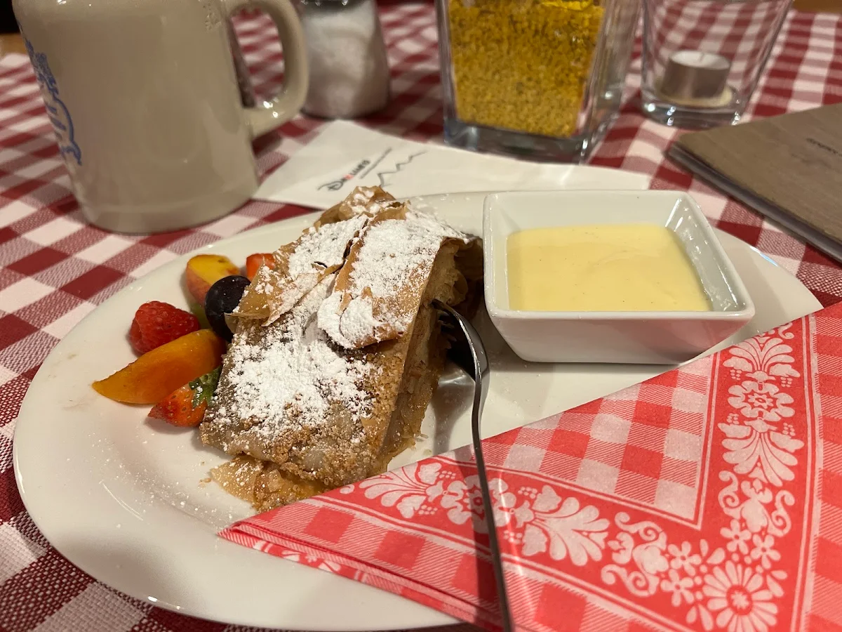 Apfelstrudel