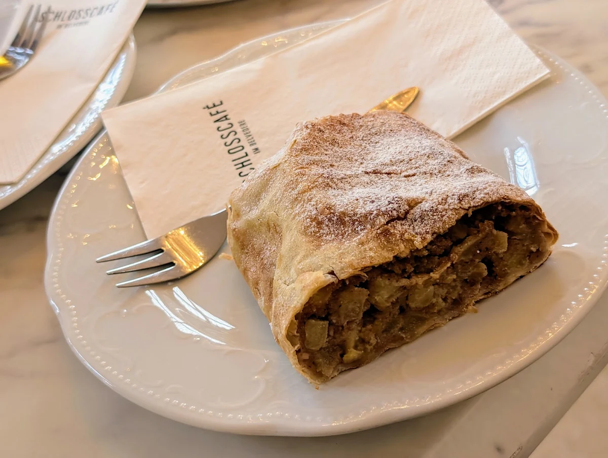 Apfelstrudel